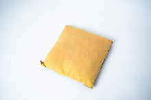 Load image into Gallery viewer, Option Mag Shark pillow
