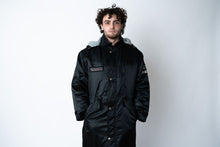 Load image into Gallery viewer, Kenwood F1 bench coat
